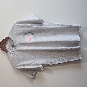 Graphic tee
